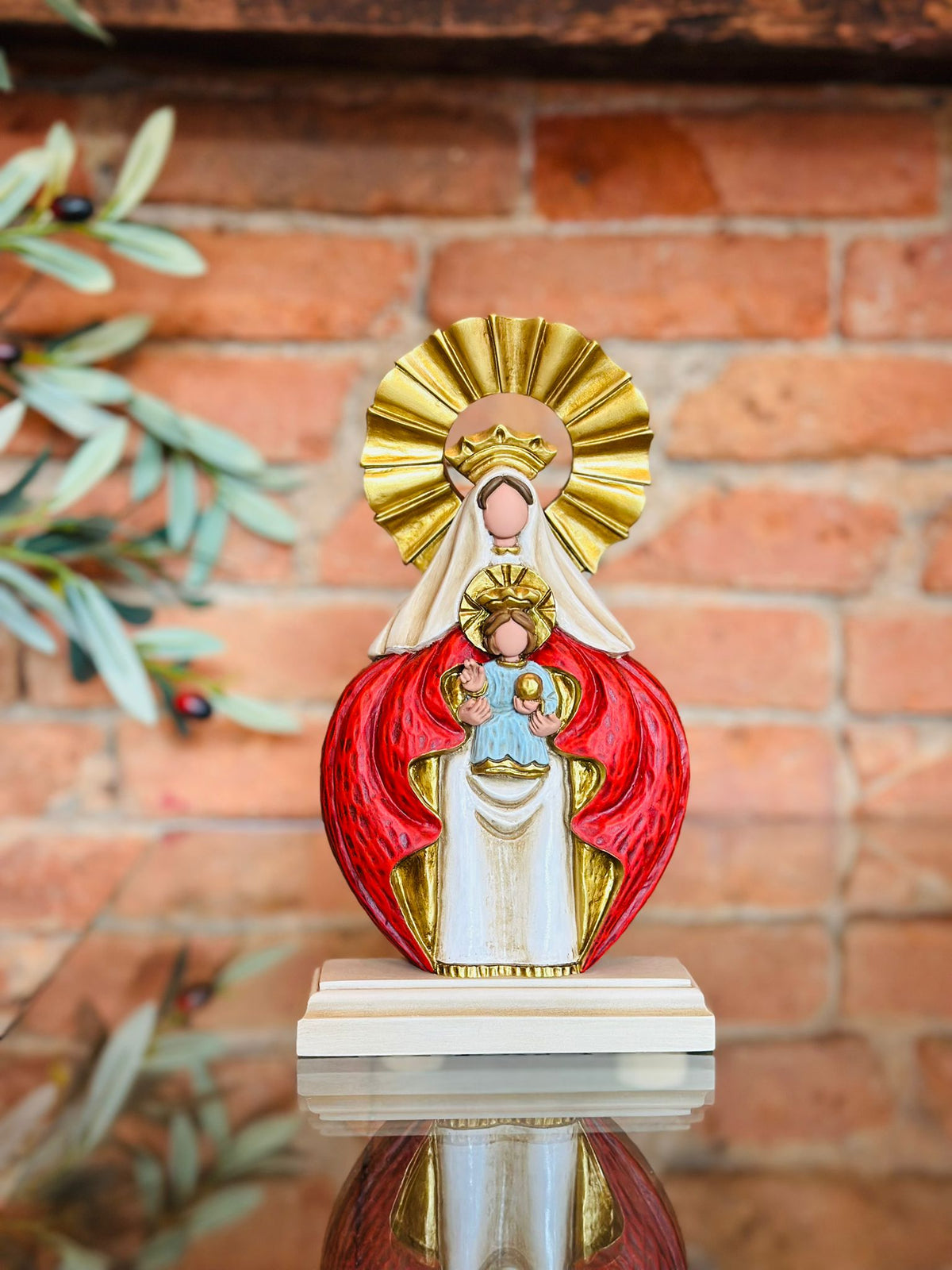 Virgen de Coromoto 25 cm