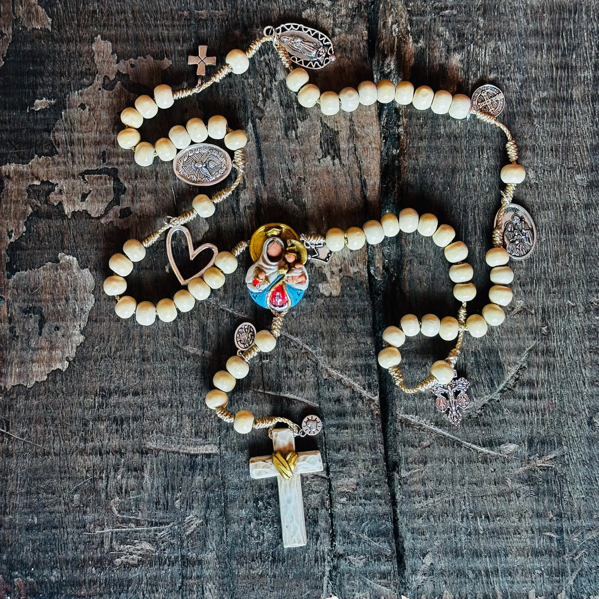 Rosario Virgen de Chiquinquirá - marfil